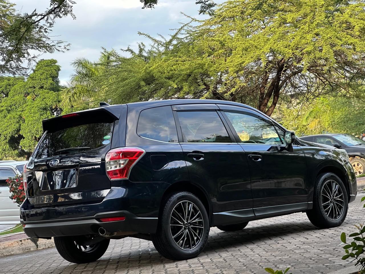 SUBARU FORESTER SJ5 thumbnail 8